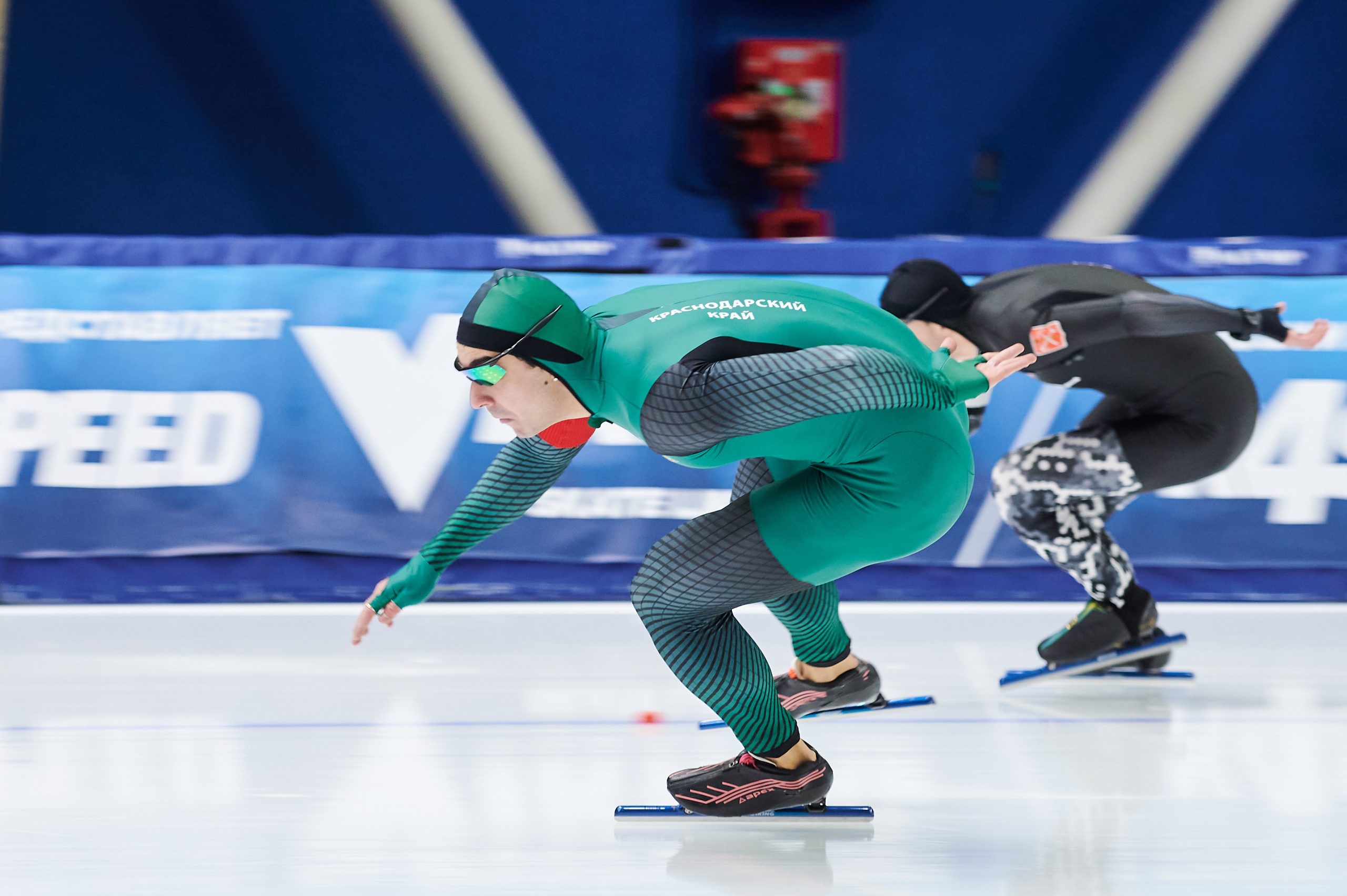 Чемпионат России по конькобежному спорту стартовал с рекордов катка |  Ледовый дворец Байкал